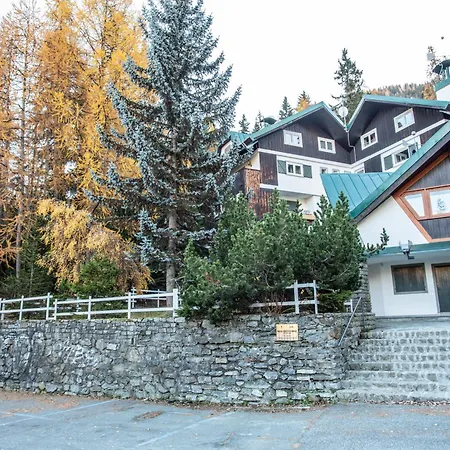 La Casa Di Paola 아파트 라튈르